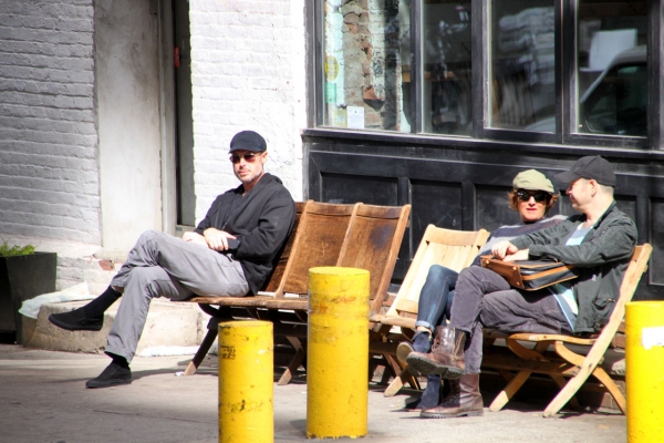 vor der Brooklyn Roasting Company in Dumbo